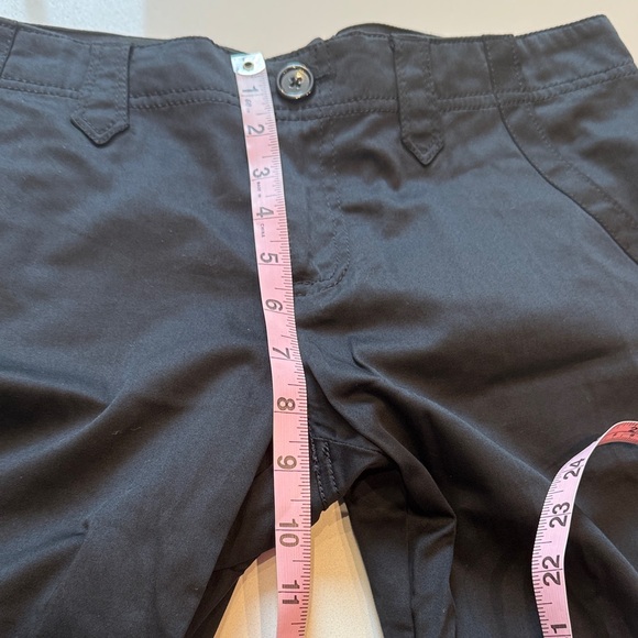 The Limited The Drew Fit Women's Black Cargo Cropped Capris, Size 10 - Picture 8 of 9